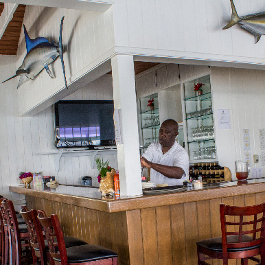 The bar area at Sunsetter Restaurant